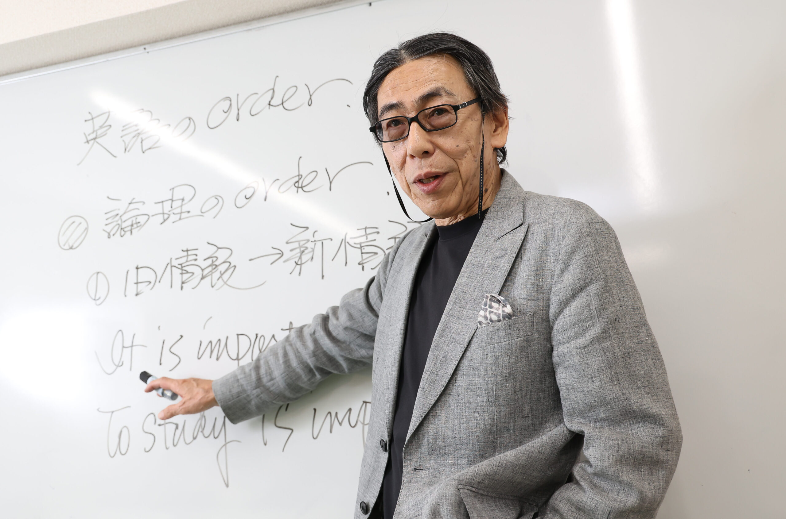 熱く生徒へ指導する島村靑児